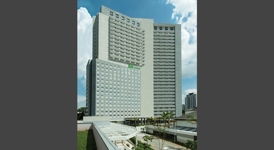 Fachada LED Barra Funda Hotel