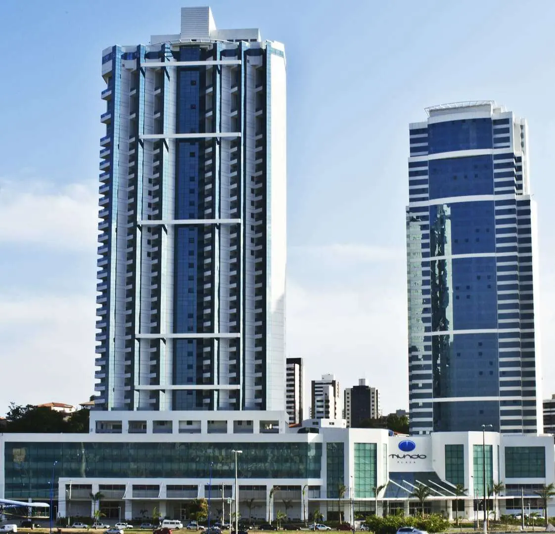 Mundo Plaza