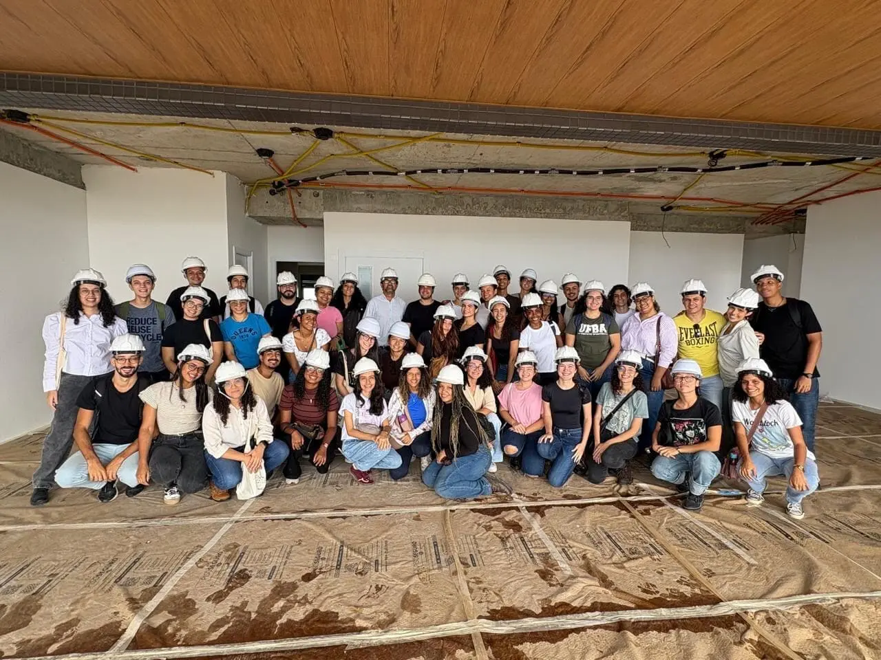 Legacy recebe estudantes de Arquitetura da UFBA para visita técnica